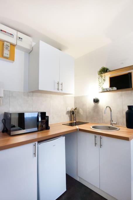 La Casa : Logement En Centre Ville, Cathedrale Amiens Luaran gambar